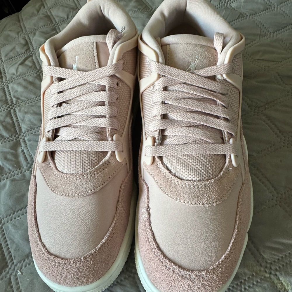 Nike Air Jordan 4 RM Women's Light Pink Sneakers - NIB - Picture 2 of 6